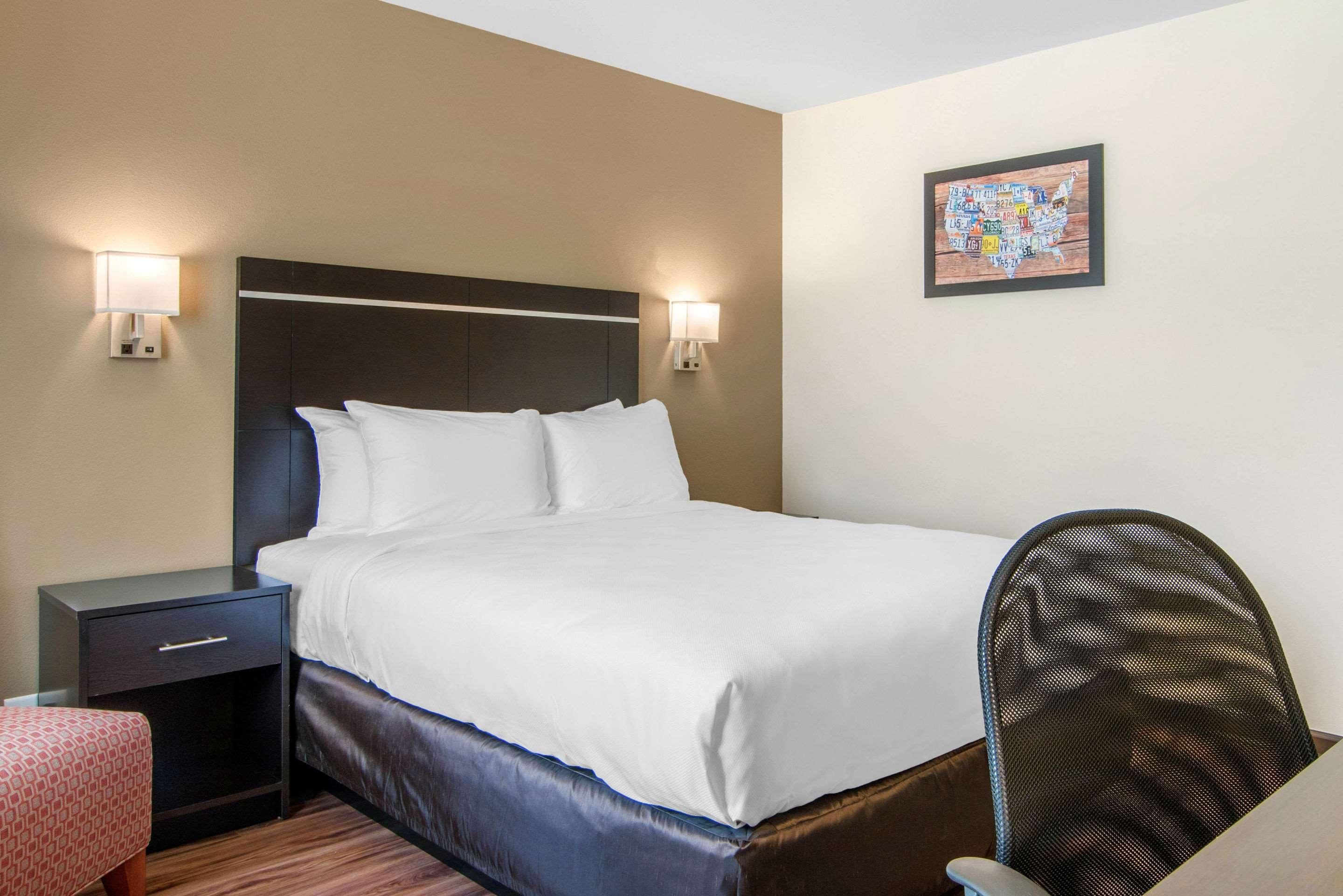 ספרינגפילד Econo Lodge Inn & Suites מראה חיצוני תמונה