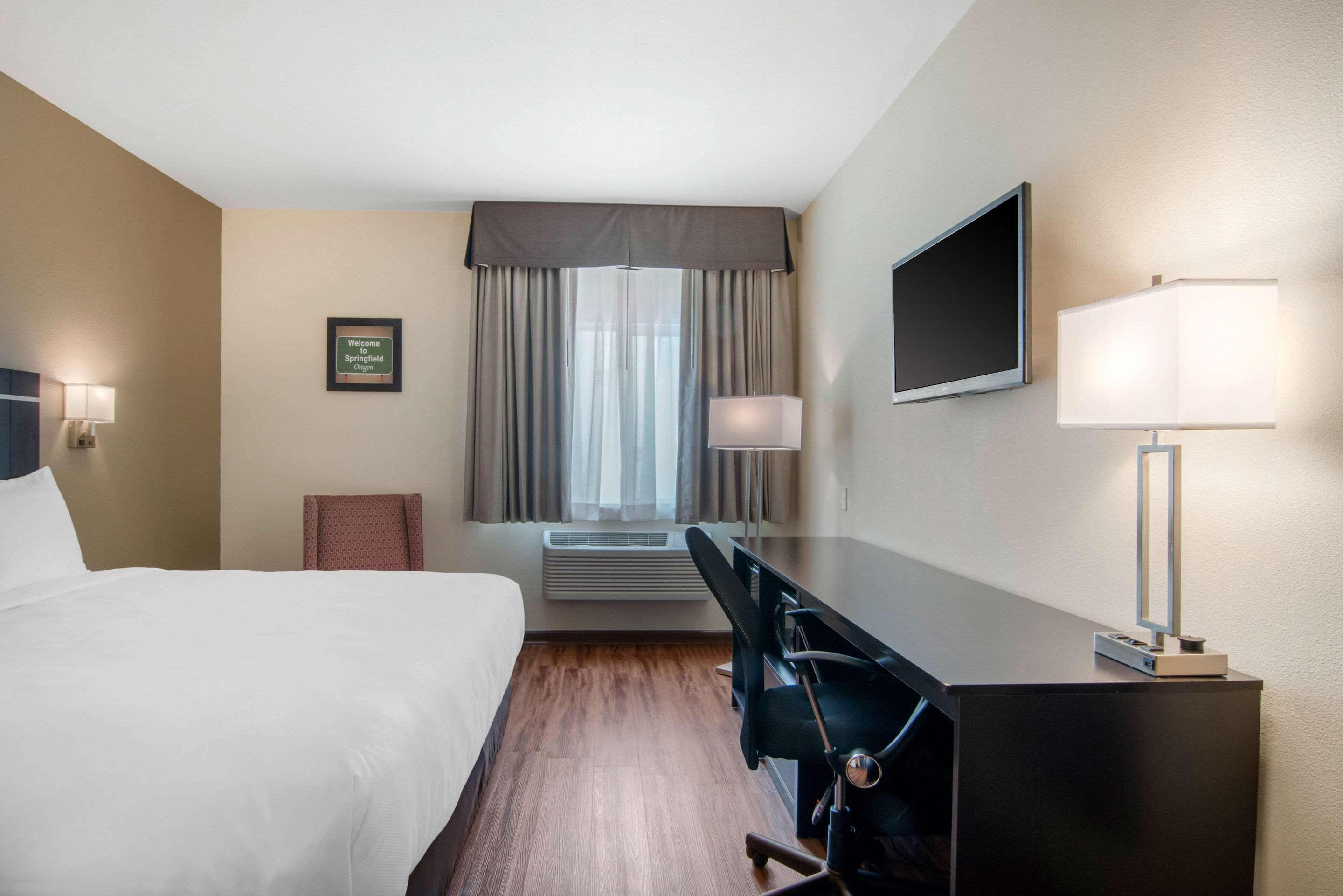 ספרינגפילד Econo Lodge Inn & Suites מראה חיצוני תמונה