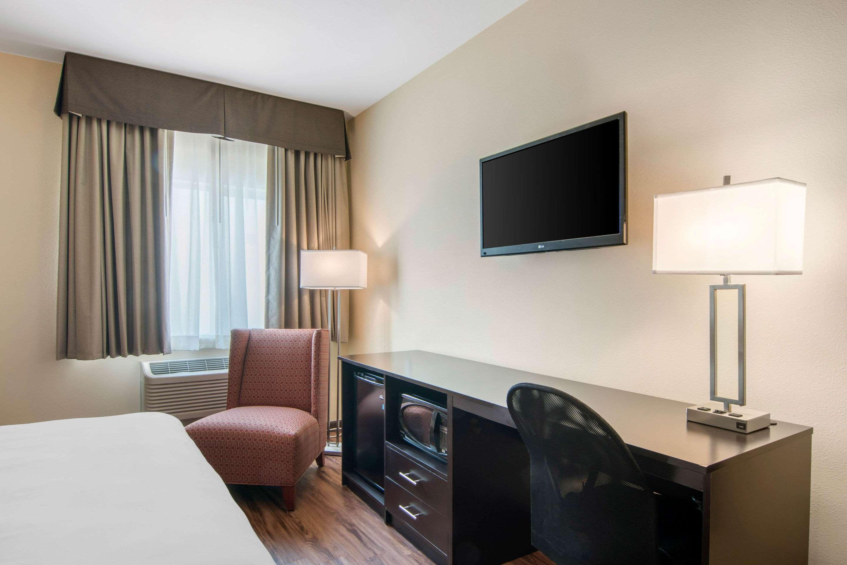 ספרינגפילד Econo Lodge Inn & Suites מראה חיצוני תמונה